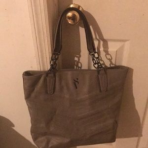 Bag color beige